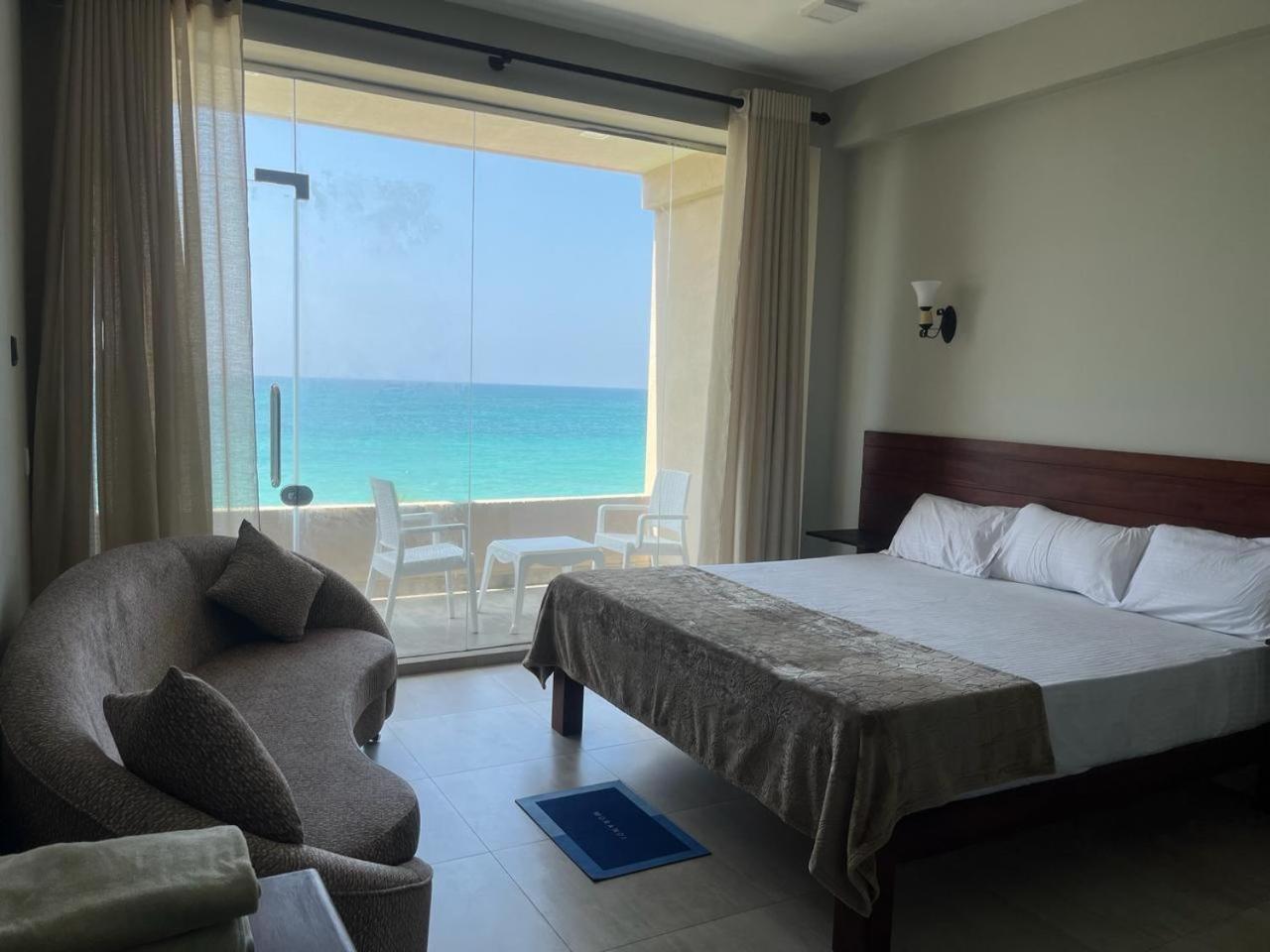 Blue Wave Beach Villa By Aaryan Group أمبالانغودا المظهر الخارجي الصورة